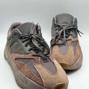 Adidas Yeezy Boost 700 Men Sz 12 Mauve EE9614 Sneakers